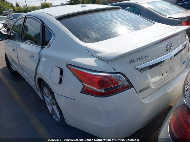 1N4AL3AP1FN304612 Nissan 2015
