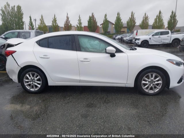 3MZBM1V78FM183708 Mazda pe