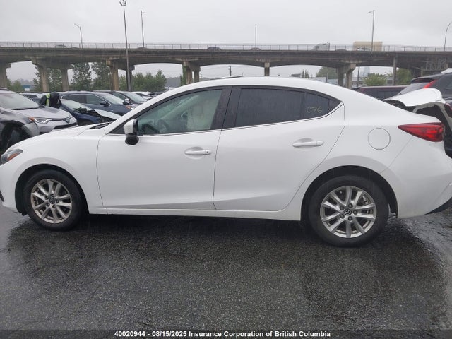 3MZBM1V78FM183708 Mazda pe
