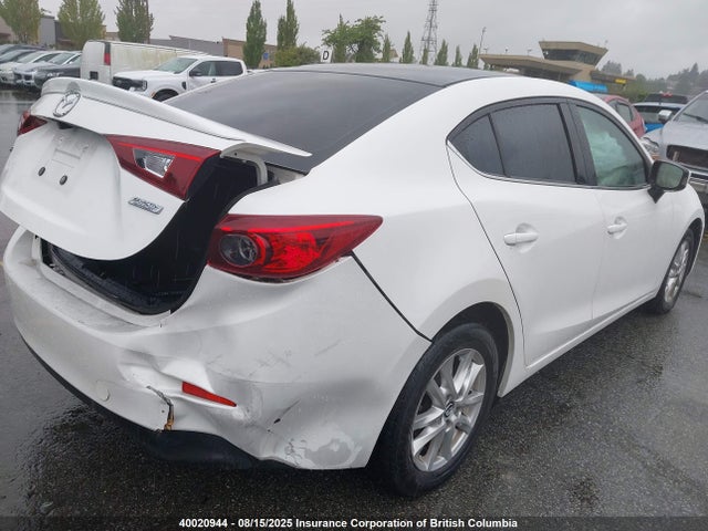 3MZBM1V78FM183708 Mazda pe