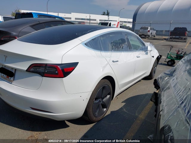 5YJ3E1EA5LF626140 Tesla MODEL 3