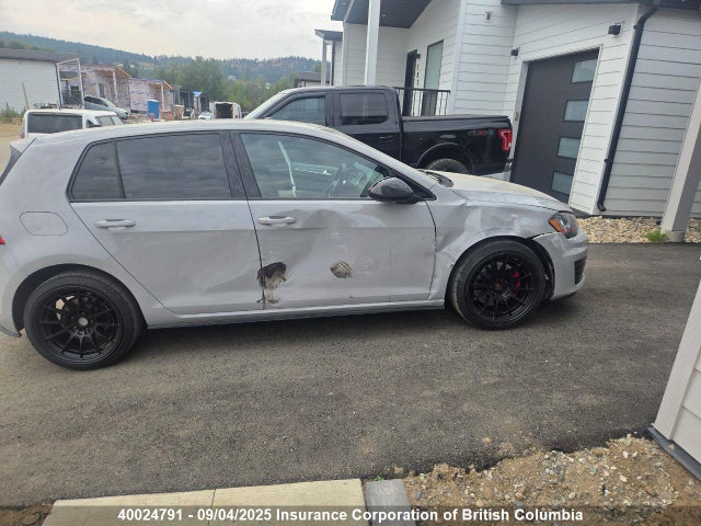 3VW4T7AU2FM011491 Volkswagen GTI