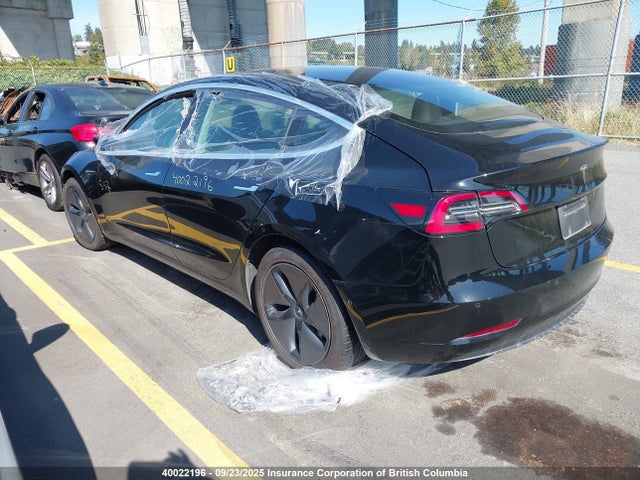 5YJ3E1EA7KF324119 Tesla MODEL 3