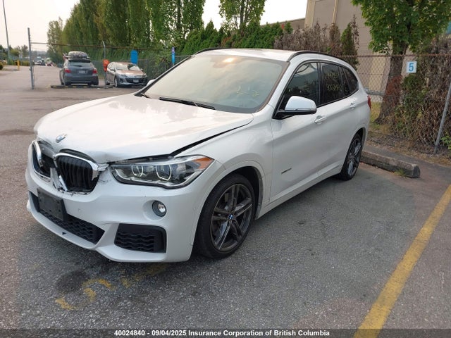 BMW 2018 2018 WBXHT3C33J5K20774 Image 2