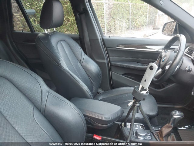 BMW 2018 2018 WBXHT3C33J5K20774 Image 5