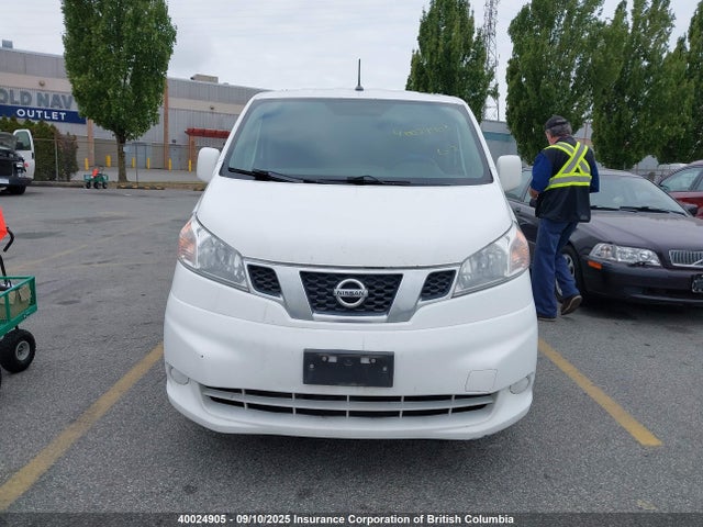 Nissan 2015 2015 3N6CM0KN3FK730235 Image 11