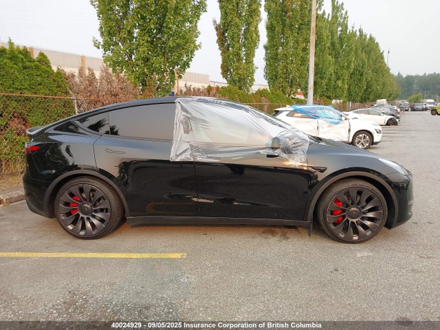 7SAYGDEFXRF093310 Tesla Model Y