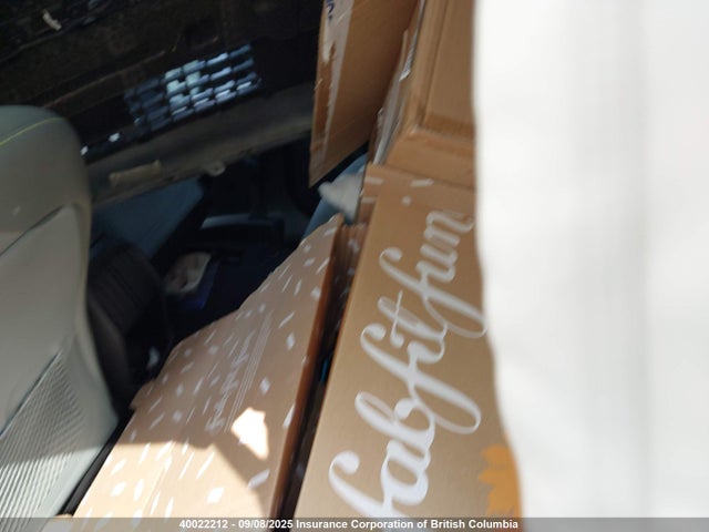 Hyundai 2024 2024 KM8HE3A68RU011970 Image 8
