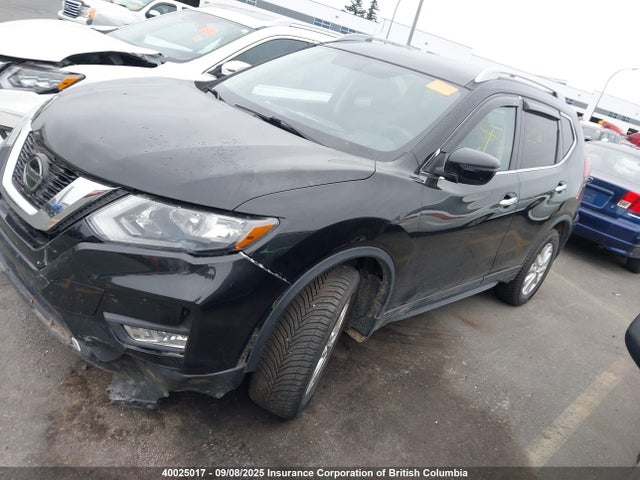 Nissan 2018 2018 5N1AT2MV1JC803585 Image 2
