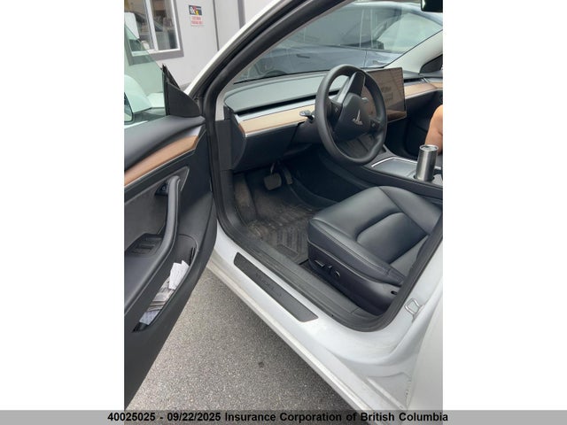 5YJ3E1EA3PF488393 Tesla MODEL 3
