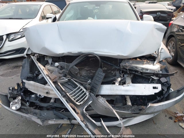 WBA3C3C59EK200087 BMW 320i