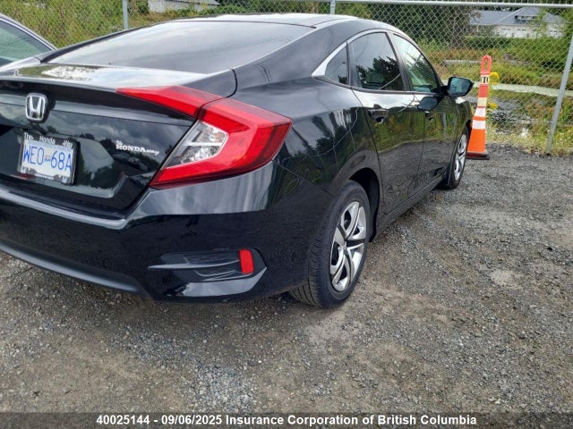 Honda Civic 2018 2HGFC2F57JH042521 Image 23
