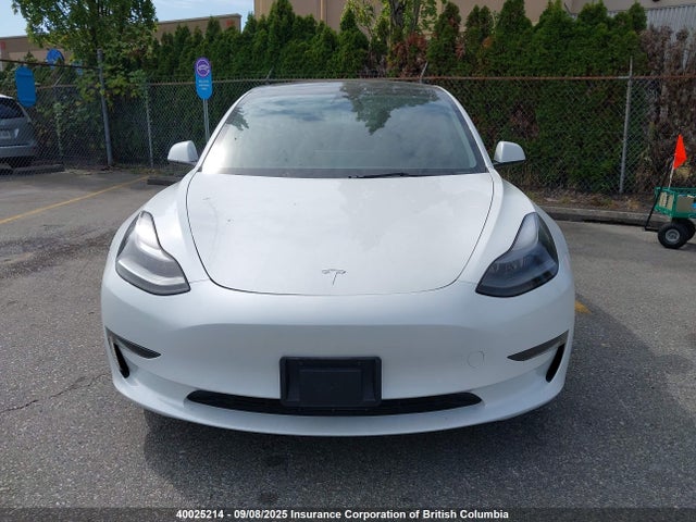5YJ3E1EA6PF483592 Tesla MODEL 3