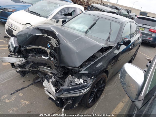 BMW 330e 2021 WBA5P9C00MFL58460 Image 2