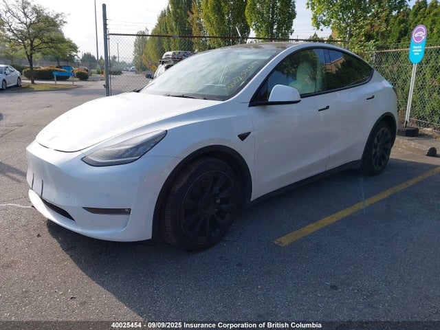 5YJYGDEE8MF140136 Tesla Model Y