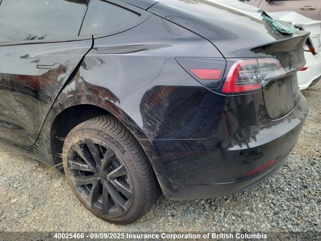 5YJ3E1EA0JF165961 Tesla MODEL 3