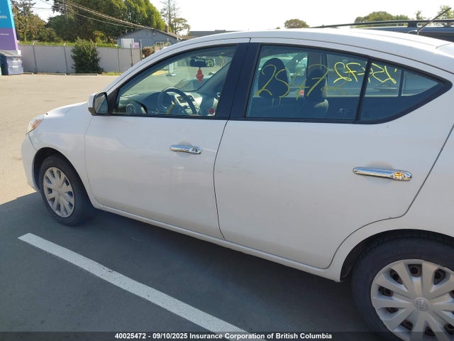 3N1CN7AP7EL827624 Nissan 2014