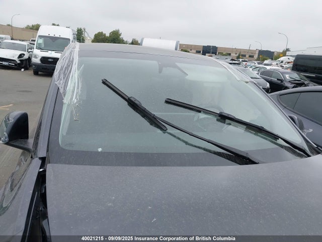 7SAYGDEE7RF105744 Tesla Model Y