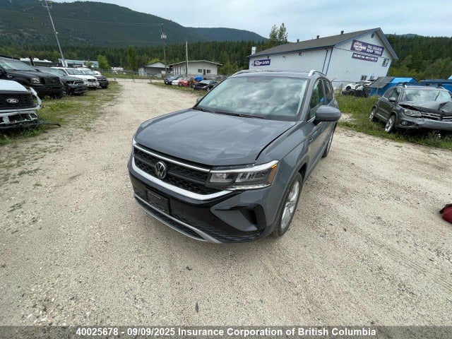 3VVLX7B24NM091408 Volkswagen tsi