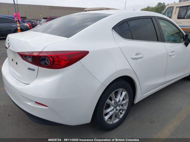 3MZBM1V72GM242687 Mazda pe