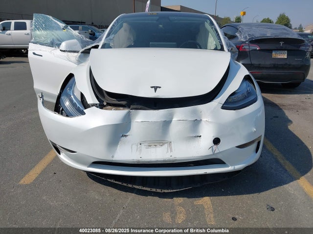 5YJYGDEE7MF306341 Tesla Model Y