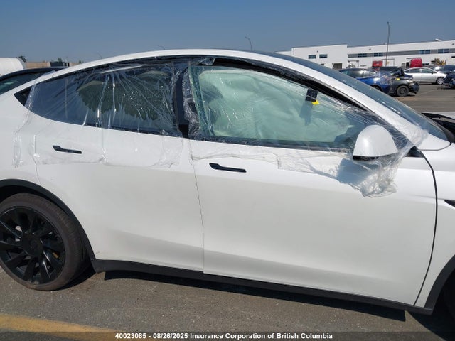 5YJYGDEE7MF306341 Tesla Model Y