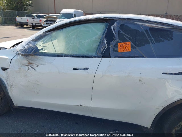 5YJYGDEE7MF306341 Tesla Model Y