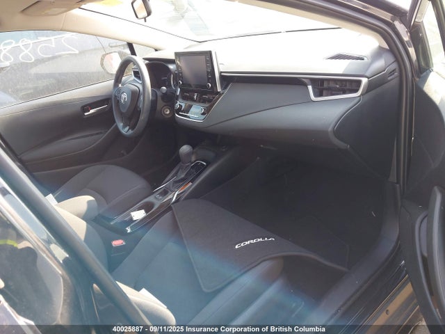 40025887 :رقم المزاد ، 5YFBPMBE0MP243551 vin ، 2021 Toyota Corolla Le مزاد بيع