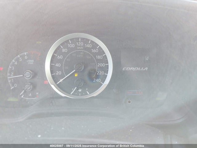 40025887 :رقم المزاد ، 5YFBPMBE0MP243551 vin ، 2021 Toyota Corolla Le مزاد بيع