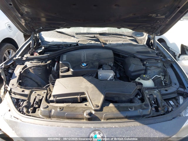 WBA3C3C57EP662330 BMW 320i