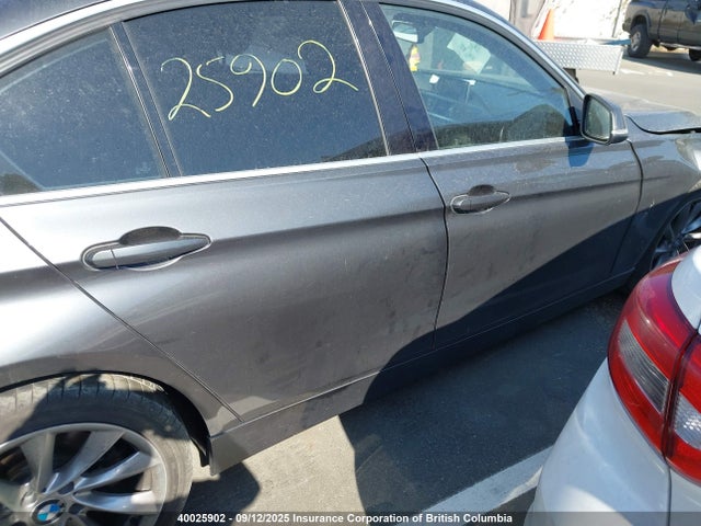 WBA3C3C57EP662330 BMW 320i