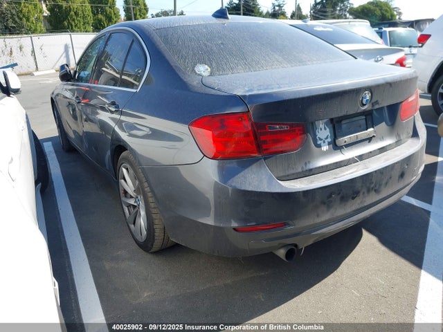 WBA3C3C57EP662330 BMW 320i