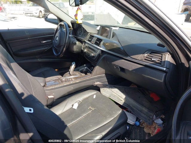 WBA3C3C57EP662330 BMW 320i