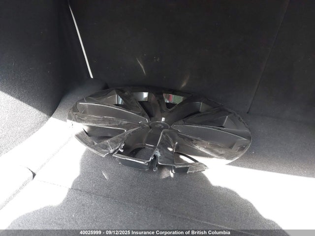 5YJ3E1EA7KF528905 Tesla MODEL 3