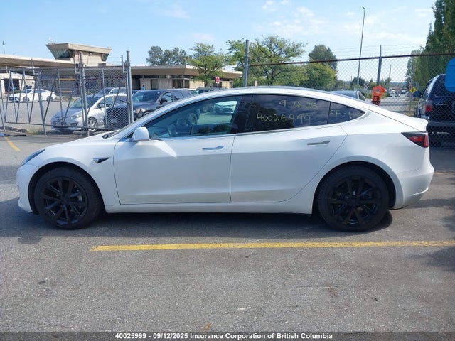 5YJ3E1EA7KF528905 Tesla MODEL 3