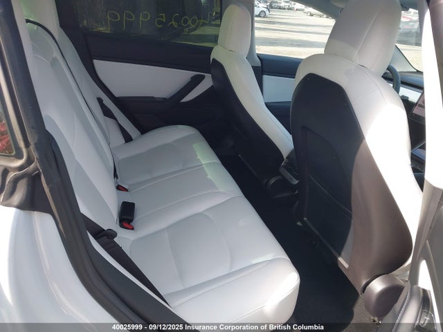 5YJ3E1EA7KF528905 Tesla MODEL 3