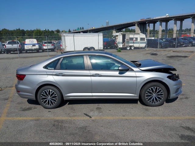 3VWE57BU5MM073638 Volkswagen tsi