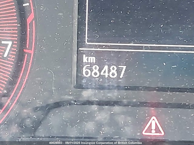 3VWE57BU5MM073638 Volkswagen tsi
