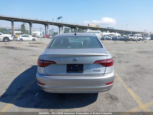 3VWE57BU5MM073638 Volkswagen tsi