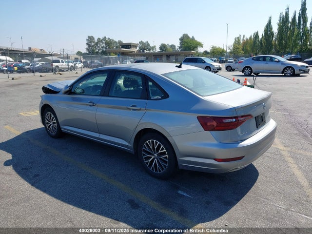 3VWE57BU5MM073638 Volkswagen tsi
