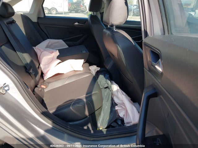 3VWE57BU5MM073638 Volkswagen tsi