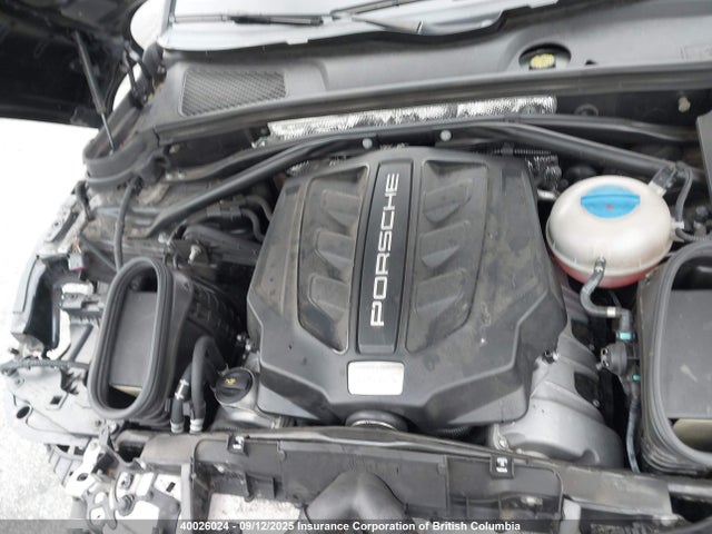 Porsche Macan 2017 WP1AB2A52HLB13655 Image 10