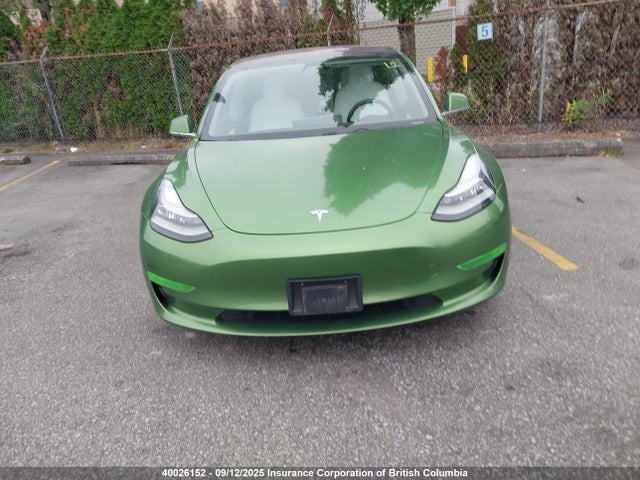5YJ3E1EB3JF148256 Tesla MODEL 3