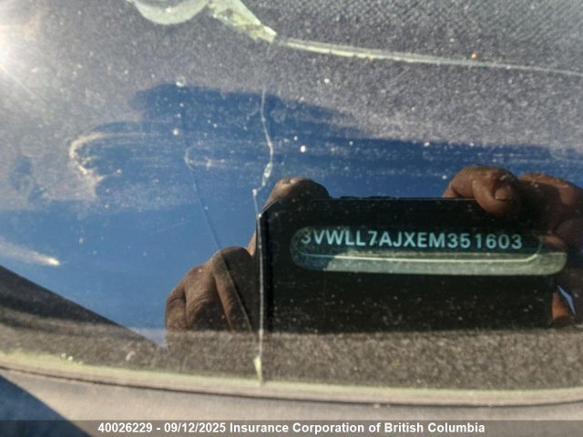 3VWLL7AJXEM351603 Volkswagen 2014