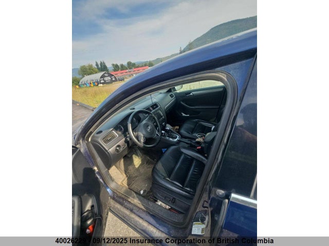 3VWLL7AJXEM351603 Volkswagen 2014