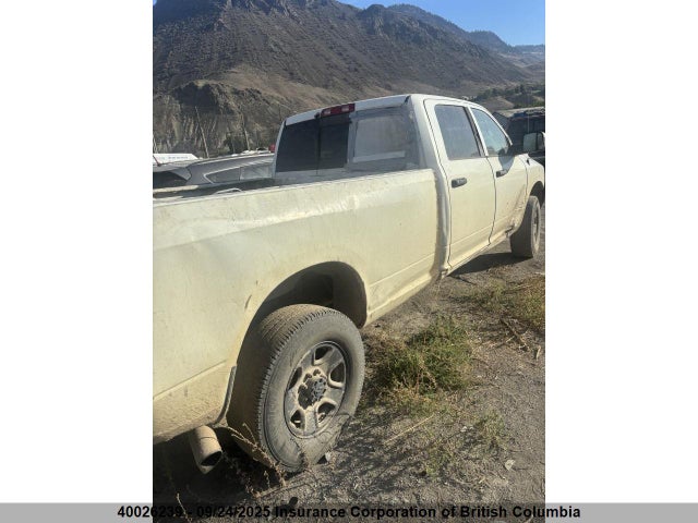 RAM 3500 2014 3C63R3HL6EG220062 Image 3