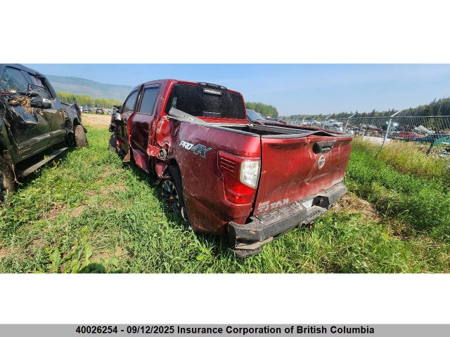 1N6AA1E5XJN536015 Nissan 2018