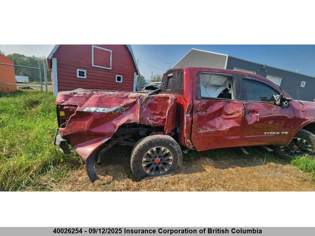 1N6AA1E5XJN536015 Nissan 2018