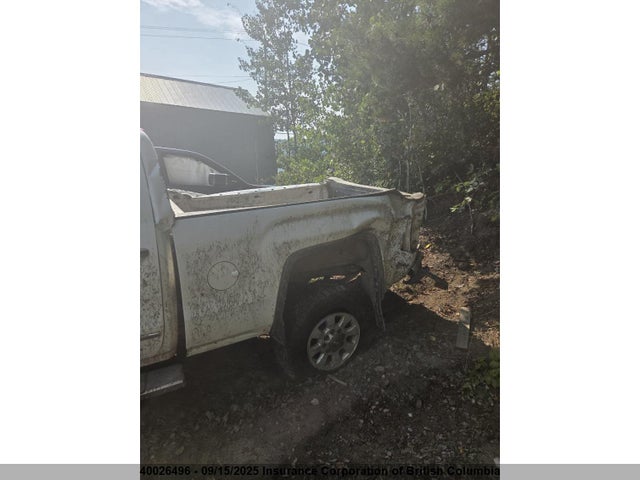 GMC lml 2015 1GT423C83FF174987 Image 5