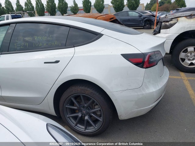5YJ3E1EA3MF989344 Tesla MODEL 3